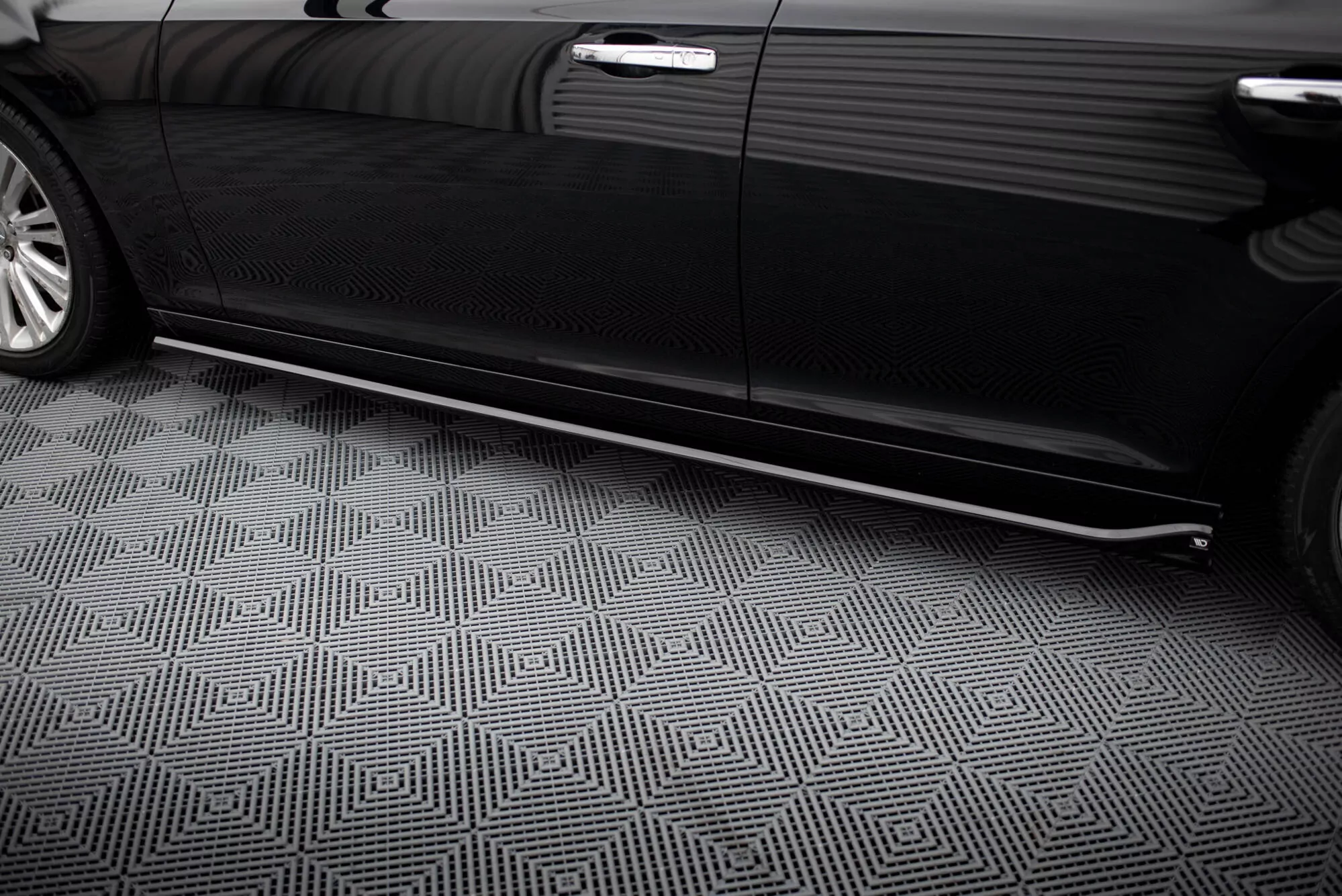 Seitenschweller Ansatz Für Chrysler 300 Mk2 Schwarz Hochglanz