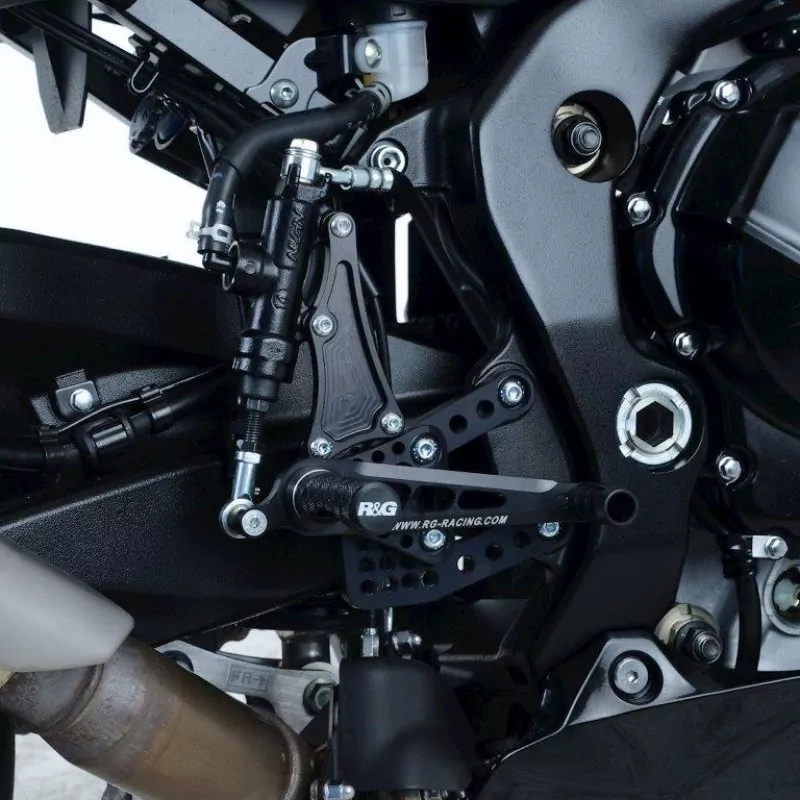 NEW R&G Racing Fußrastenanlage Suzuki GSX-R 1000 2017-