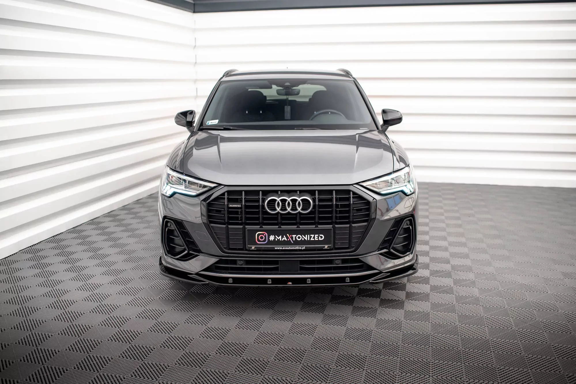 Front Ansatz V.1 Für Audi Q3 S-Line F3 Schwarz Hochglanz