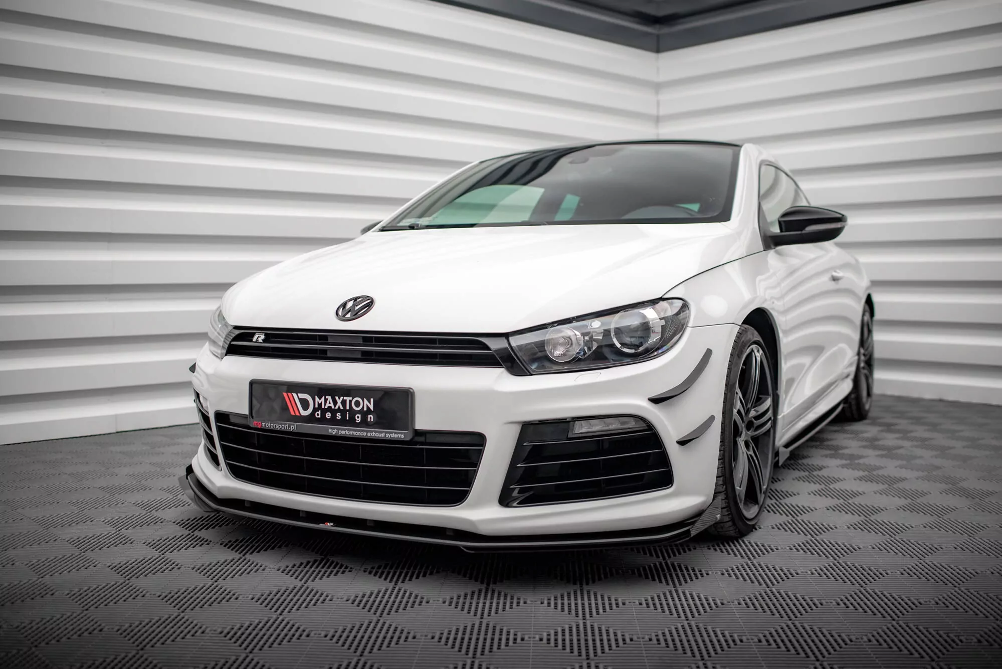 Street Pro Front Ansatz Für +Flaps Für + Flaps Volkswagen Scirocco R Mk3 Schwarz Hochglanz