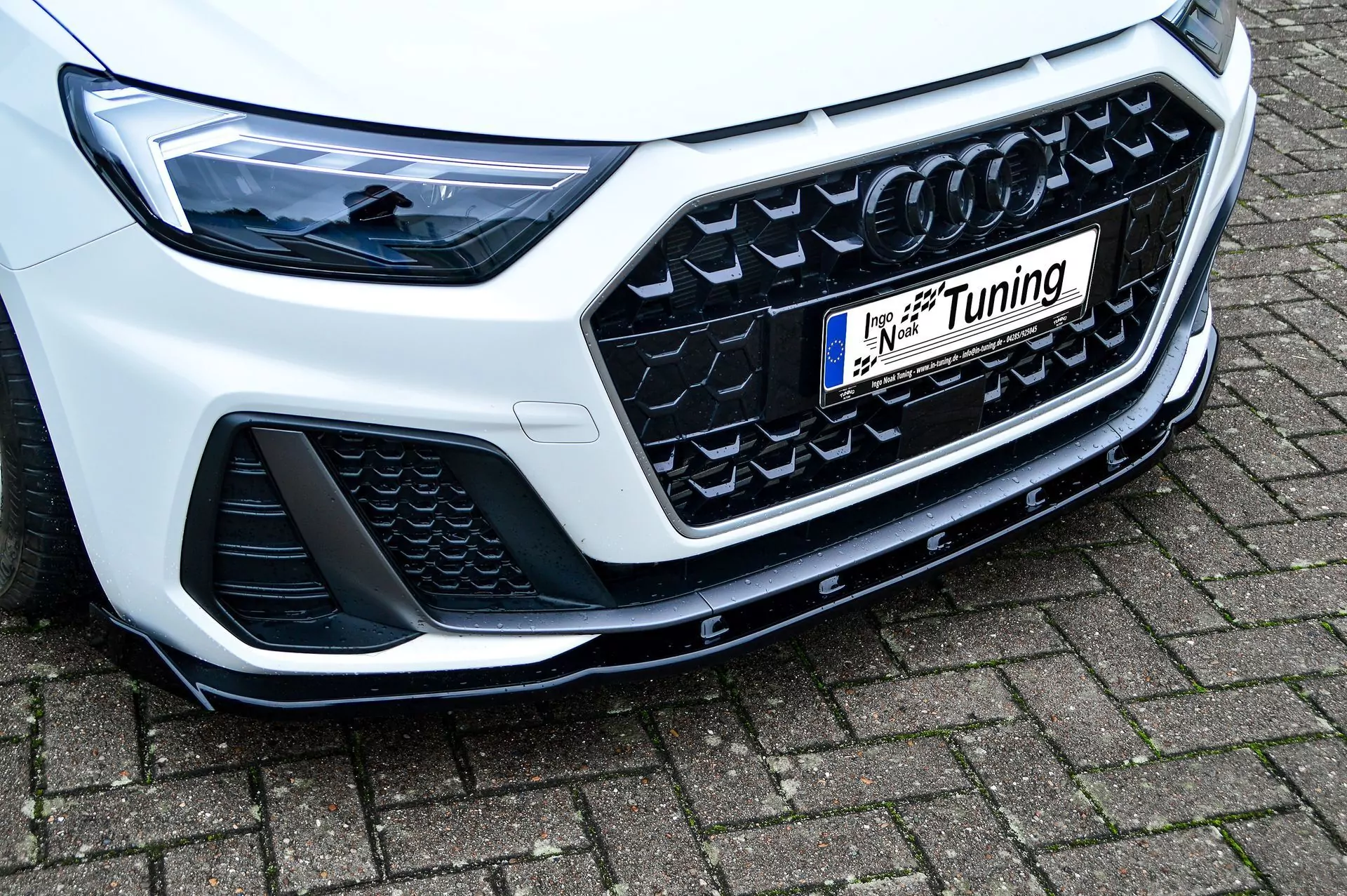 Cup Frontspoilerlippe mit Wings für Audi A1 GB Sportback S-Line