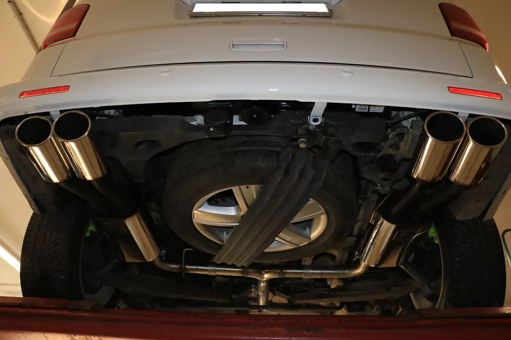 VW Bus T5/ T6  Endschalldämpfer Ausgang rechts/links - 2x115x85 Typ 32 rechts/links