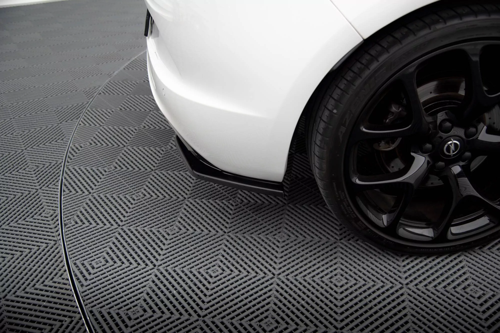 Heck Ansatz Flaps Diffusor Passend Für Diffusor Passend Für OPEL ASTRA J OPC / VXR Schwarz Hochglanz Schwarz Hochglanz