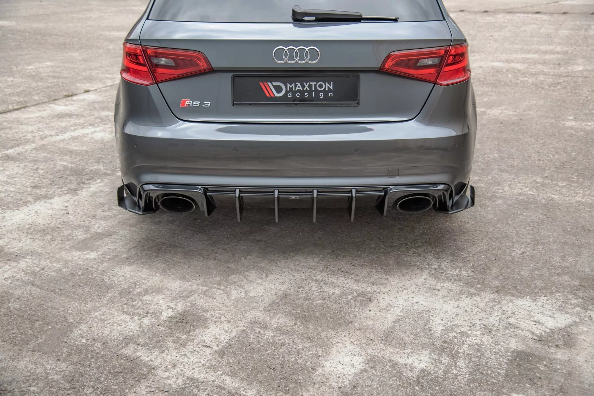 Rennen Haltbarkeit Heck Ansatz Flaps Diffusor Passend Für + Flaps Audi RS3 8V Sportback Schwarz Hochglanz