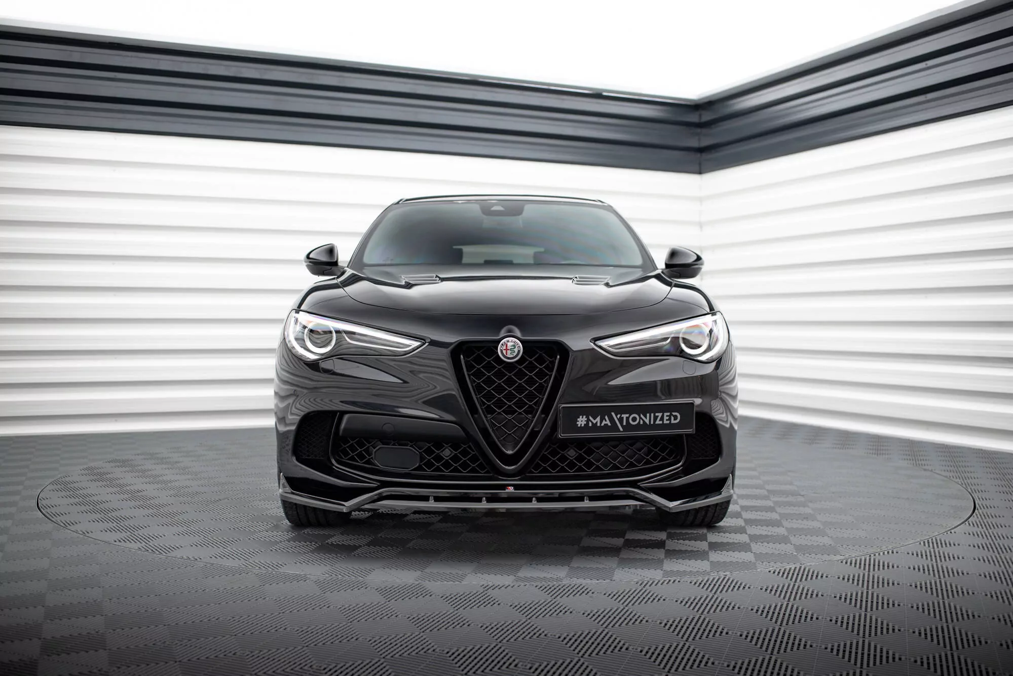 Front Ansatz Für Alfa Romeo Stelvio Quadrifoglio Mk1 Schwarz Hochglanz