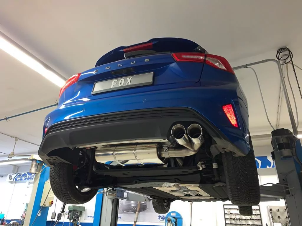 Ford Focus IV ST-Line - starre Hinterachse  Endschalldämpfer Ausgang rechts - 2x90 Typ 25