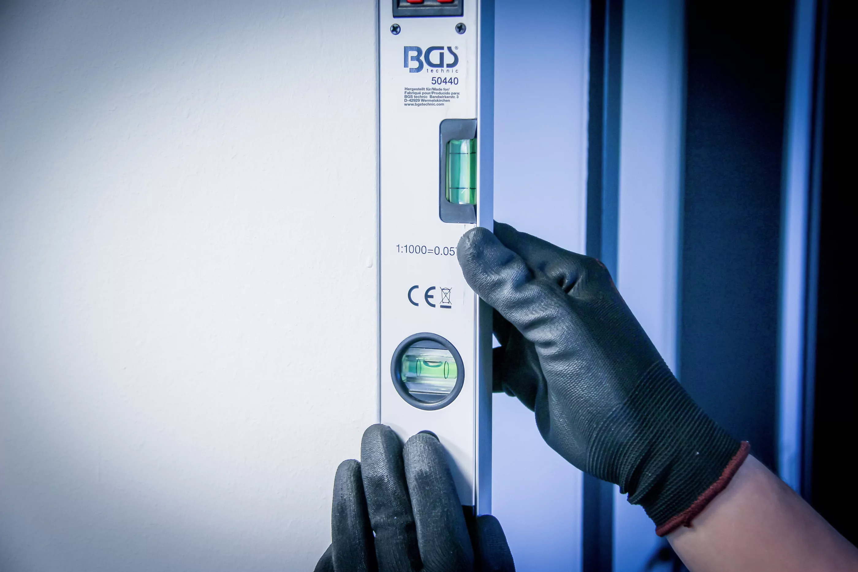 Digitaler LCD-Winkelmesser mit Wasserwaage | 450 mm