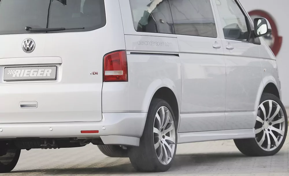 Rieger Heckschürzenansatz für VW T5 Bus -  09.09- (ab Facelift) carbon optik