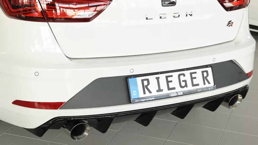 Rieger Heckeinsatz für Seat Leon FR (5F) - 5-tür. (ST/Kombi) 01.17- (ab Facelift) schwarz glanz
