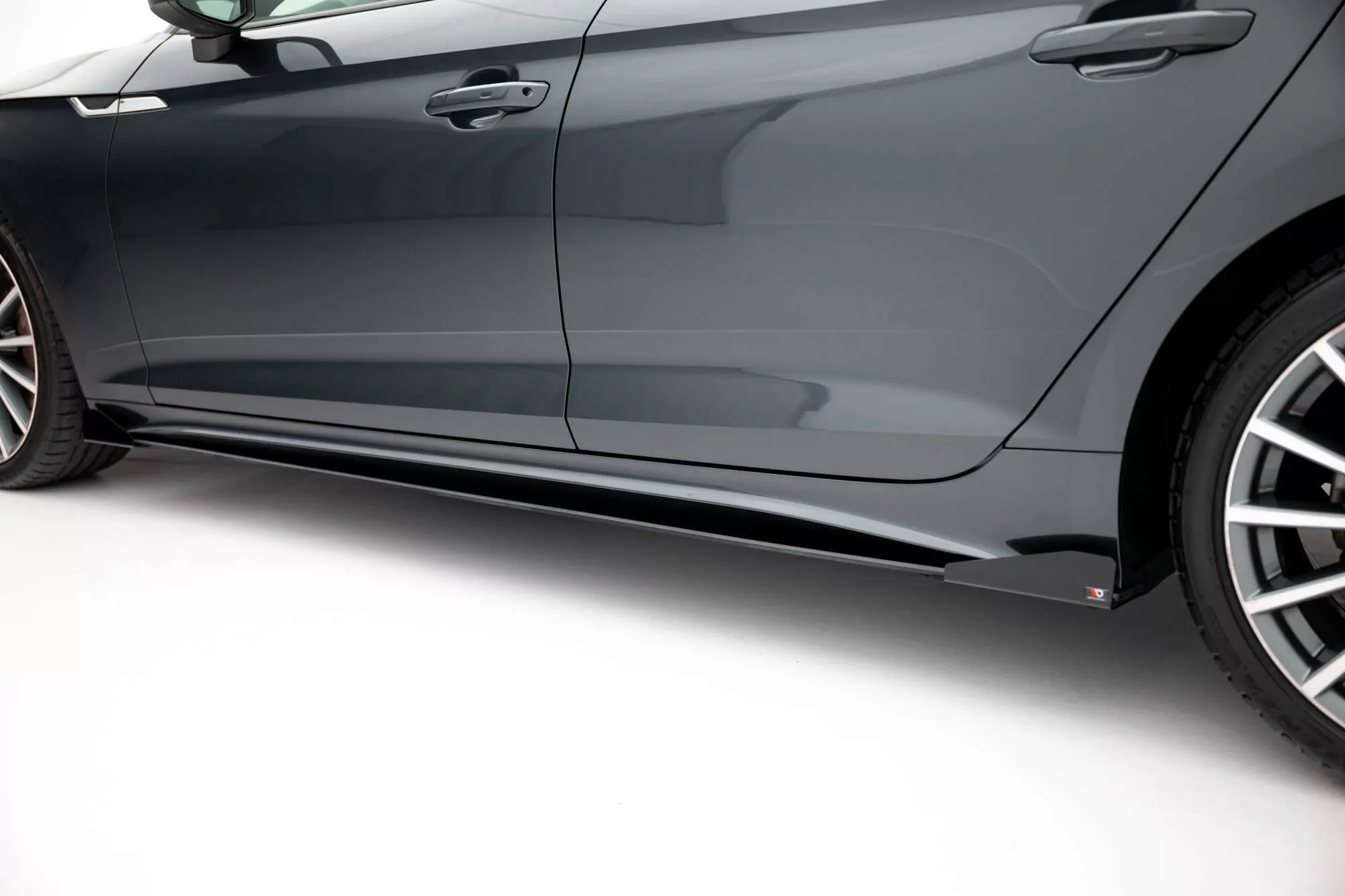 Street Pro Seitenschweller Ansatz Für + Flaps Audi A5 Sportback F5 Facelift Schwarz Hochglanz