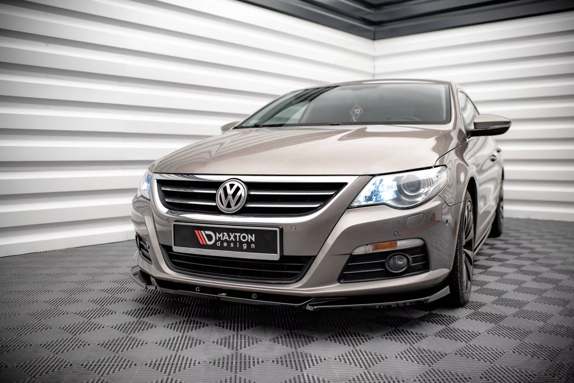Front Ansatz V.4 Für Volkswagen Passat CC Schwarz Hochglanz