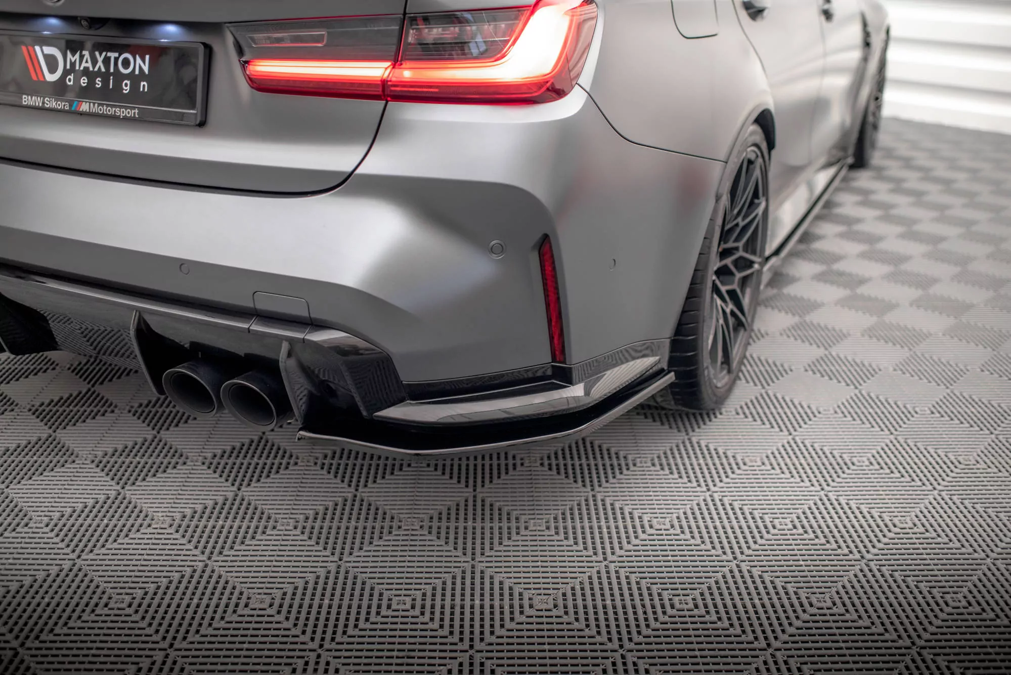 Heck Ansatz Flaps Diffusor V.2 Für BMW M3 Limousine / Touring G80 / G81 Schwarz Hochglanz