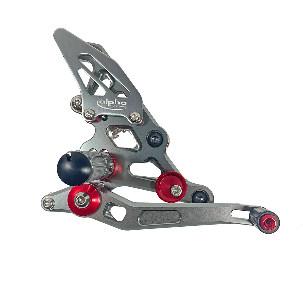 TRACK Fußrastenanlage titanfarben Yamaha MT07 ab 2014 / MT07 Tracer ab 2017 / Tracer 700 ab 2018 / XSR700 ab 2016 ABE