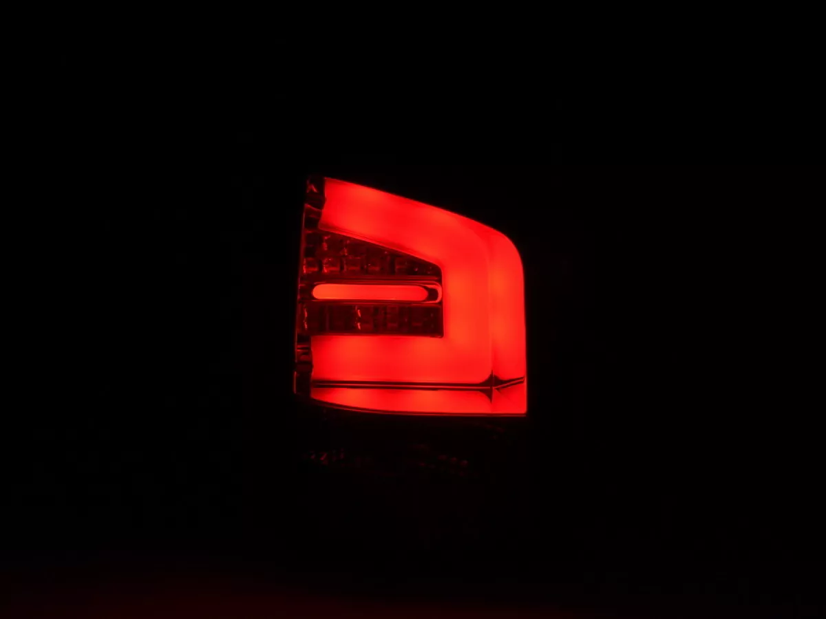 LED Rückleuchten Set VW Bus T5 Bj. 03-10 rot/schwarz