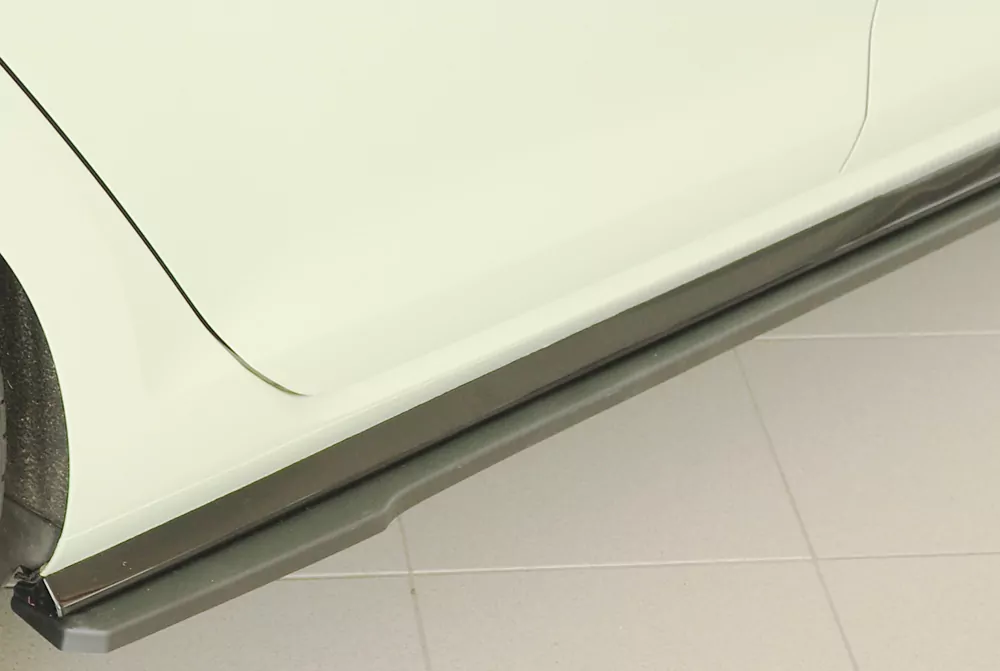 Rieger Seitenschweller rechts ansatz (ca. 19mm) matt schwarz für VW Golf 7 R-Line 5-tür. 02.17- (ab Facelift)