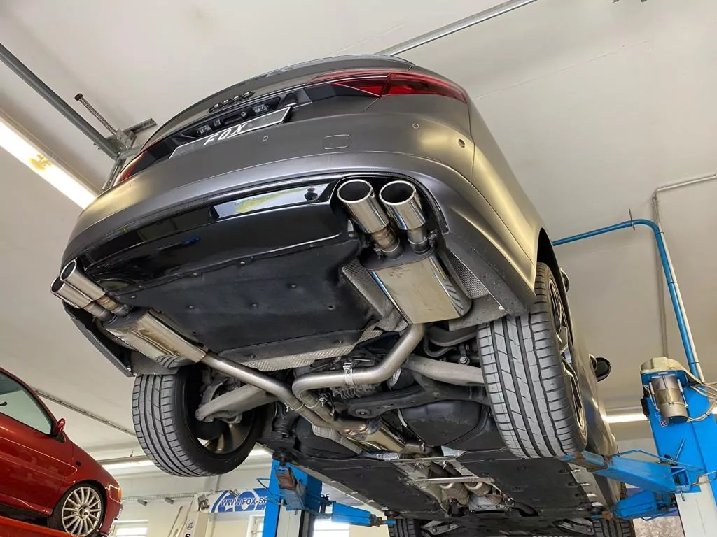 Audi S8 Typ 4H mit Abgasklappen  Endschalldämpfer rechts/links zweiflutig - 2x100x77 Typ 38 rechts/links
