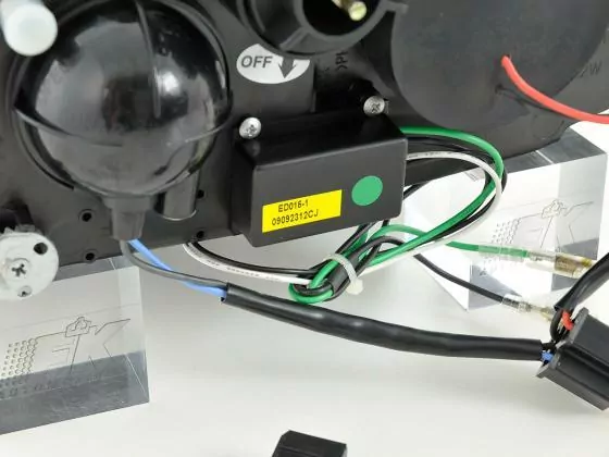 Scheinwerfer Set Daylight LED TFL-Optik Citroen Saxo Bj. 00-02 chrom