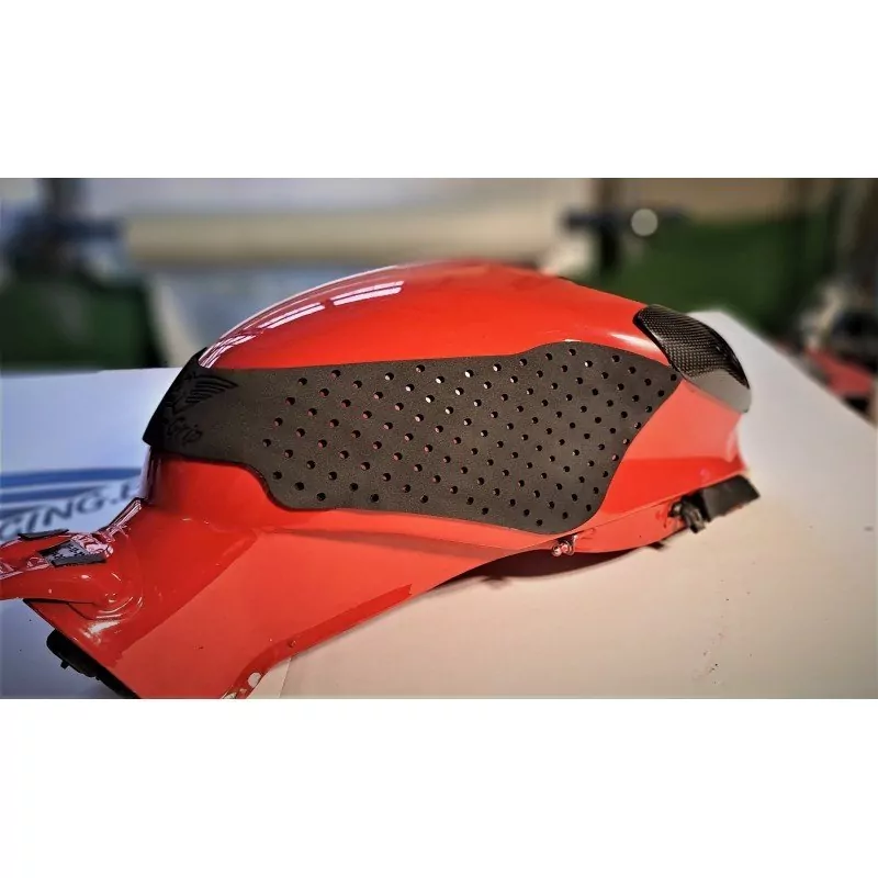ZASGRIP Tank Traction Pads Ducati Panigale V2 2020-2024