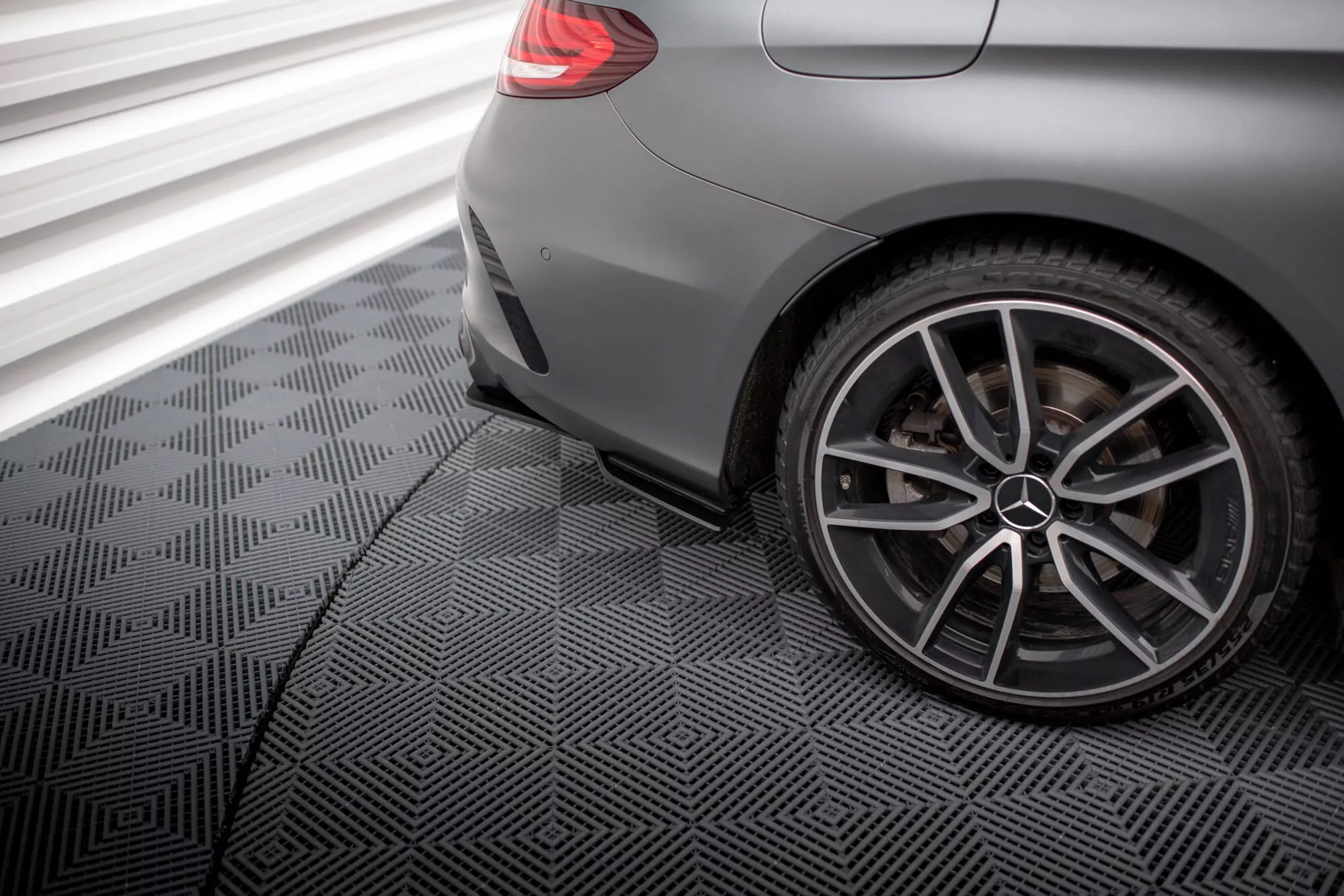 Street Pro Heck Ansatz Flaps Diffusor Für Mercedes-AMG C43 Coupe / Cabrio C205  Facelift / A205 Facelift