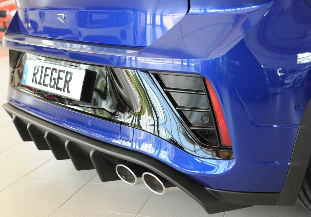 Rieger Heckeinsatz (für Fzg. ohne AHK) matt schwarz für VW T-Roc R (A1) 5-tür. 01.22- (ab Facelift)