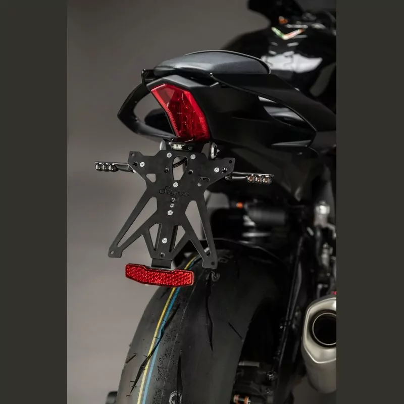 Lightech Kennzeichenhalter Yamaha YZF-R1 / R1M 2015-