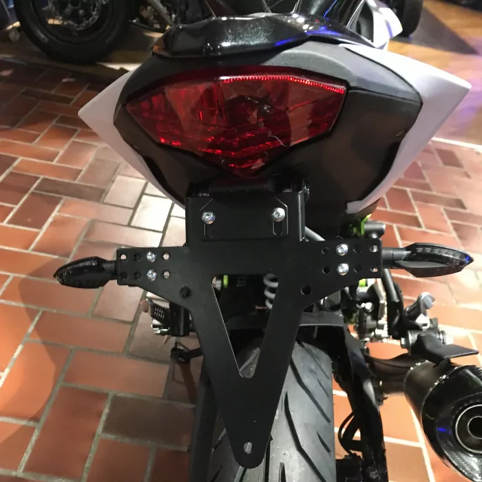 Kennzeichenhalter | KAWASAKI Ninja / Z125 | 19-20 verstellbar | schwarz | inkl. Reflektorhalter