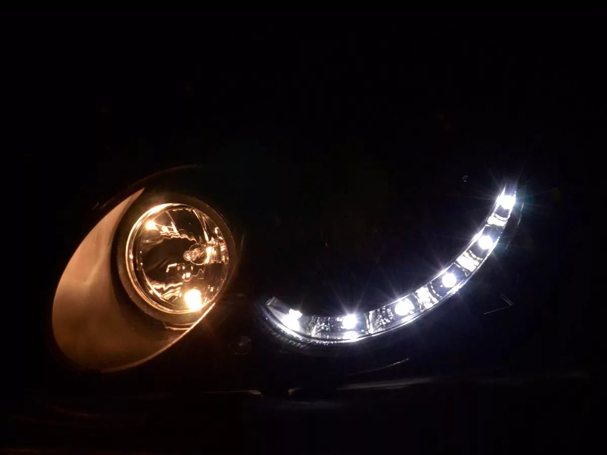 Scheinwerfer Set Daylight LED TFL-Optik Mercedes CLK Typ W209 Bj. 04-09 schwarz