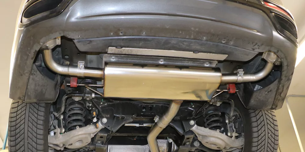 Ford Mondeo V Schrägheck/ Kombi (Touring) Endschalldämpfer quer Ausgang rechts/links - Ausgang der Endrohre in der originalen Stoßstange