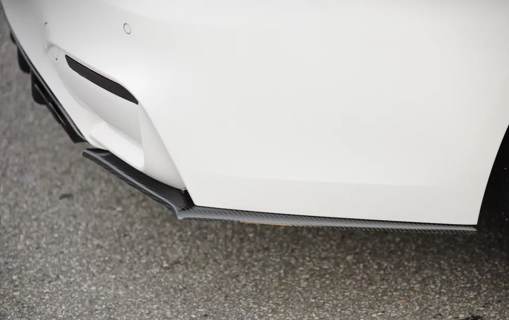 Carbon Heckschürzenansatz rechts für BMW 4er F82 M4 (M3) Coupé 01.14-