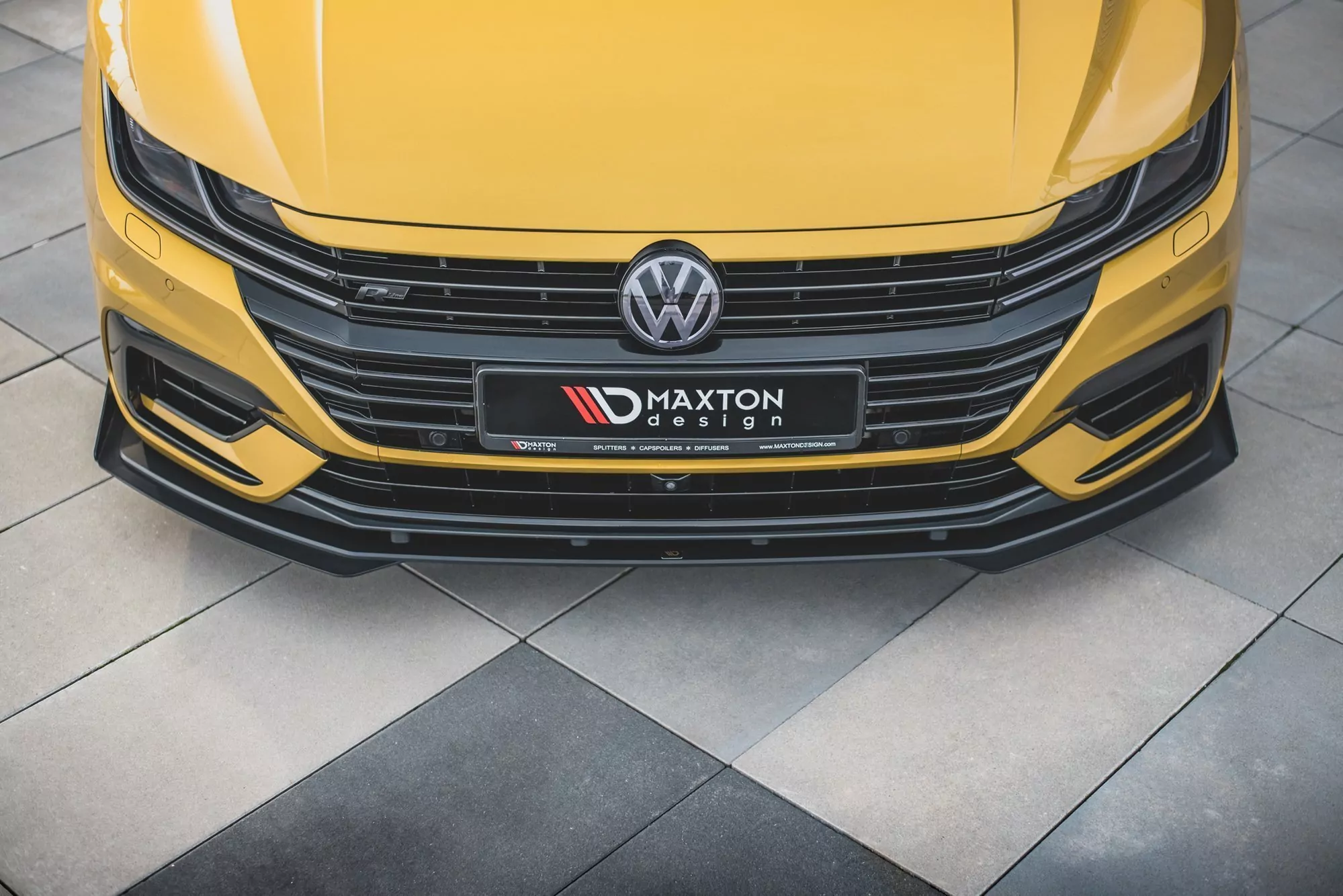 Robuste Racing Front Ansatz Für Passend +Flaps Für Volkswagen Arteon R-Line Schwarz Hochglanz