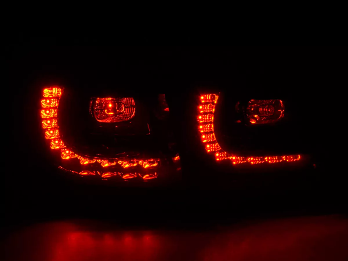 LED Rückleuchten Set VW Golf 6 Typ 1K Bj. 2008-2012 rot/schwarz GTI-Look