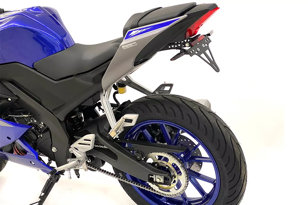 alpha Technik Kennzeichenhalter für Yamaha YZF-125R, Typ RE39, Modelljahr 2019-; R125, Typ RE40, Modelljahr 2021-