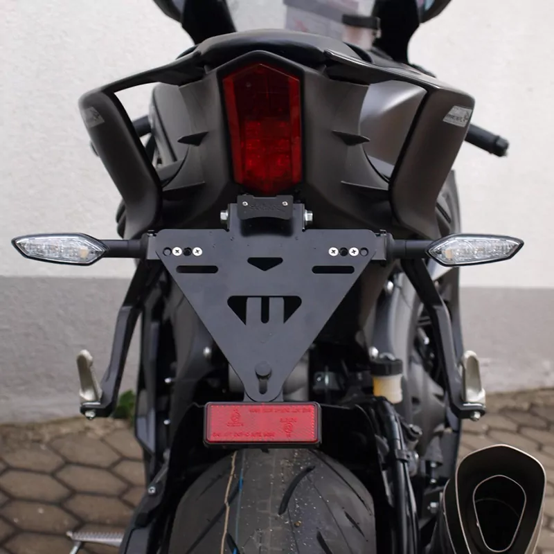 alpha Technik Kennzeichenhalter für Yamaha YZF-R6,YZF600; Typ RJ27; Modelljahr 2017-