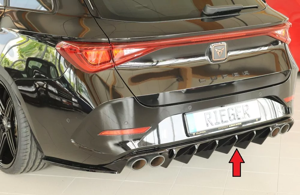 Rieger Heckeinsatz (für Fzg. ohne AHK) glanz schwarz für Cupra Leon (KL) 5-tür. (ST/Sportstourer) 09.20-06.24 (bis Facelift)
