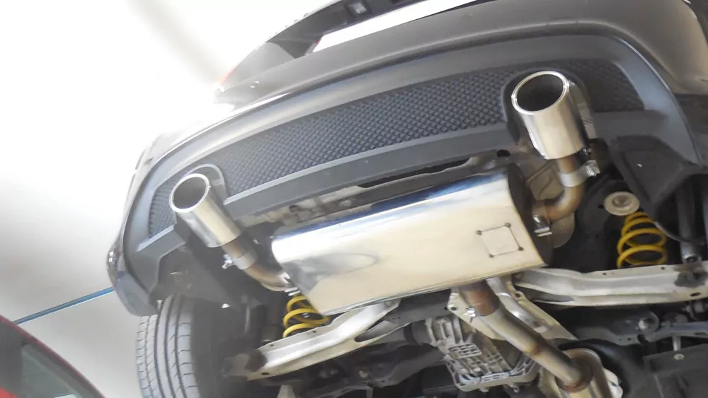 Mercedes A-Klasse 176 - 4-matic  Endschalldämpfer quer Ausgang rechts/links - 115x85 Typ 32 rechts/links