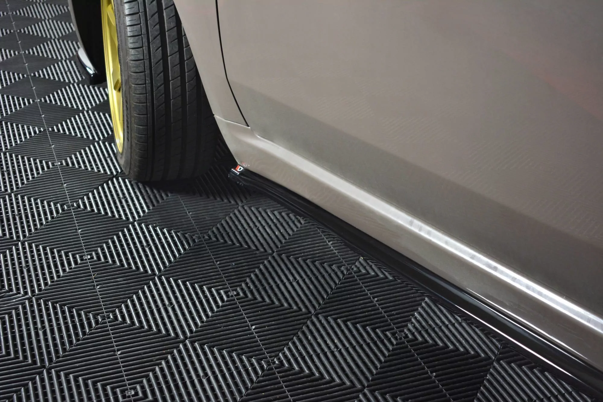 Seitenschweller Ansatz Passend Für Passend Für FIAT 500 HATCHBACK Vor FL Schwarz Hochglanz Schwarz Hochglanz