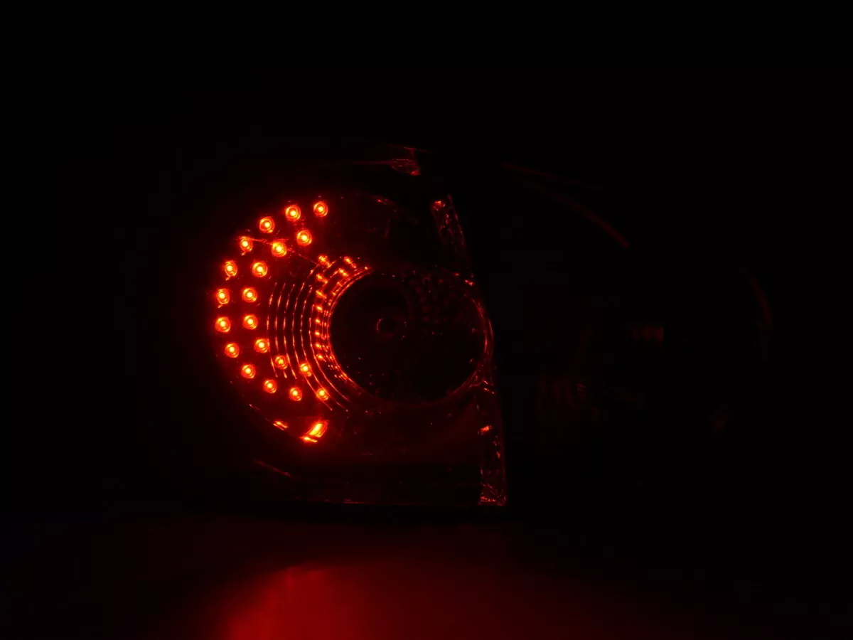 LED Rückleuchten Set VW Golf 5 Typ 1K Bj. 2003-2008 rot  für Rechtslenker