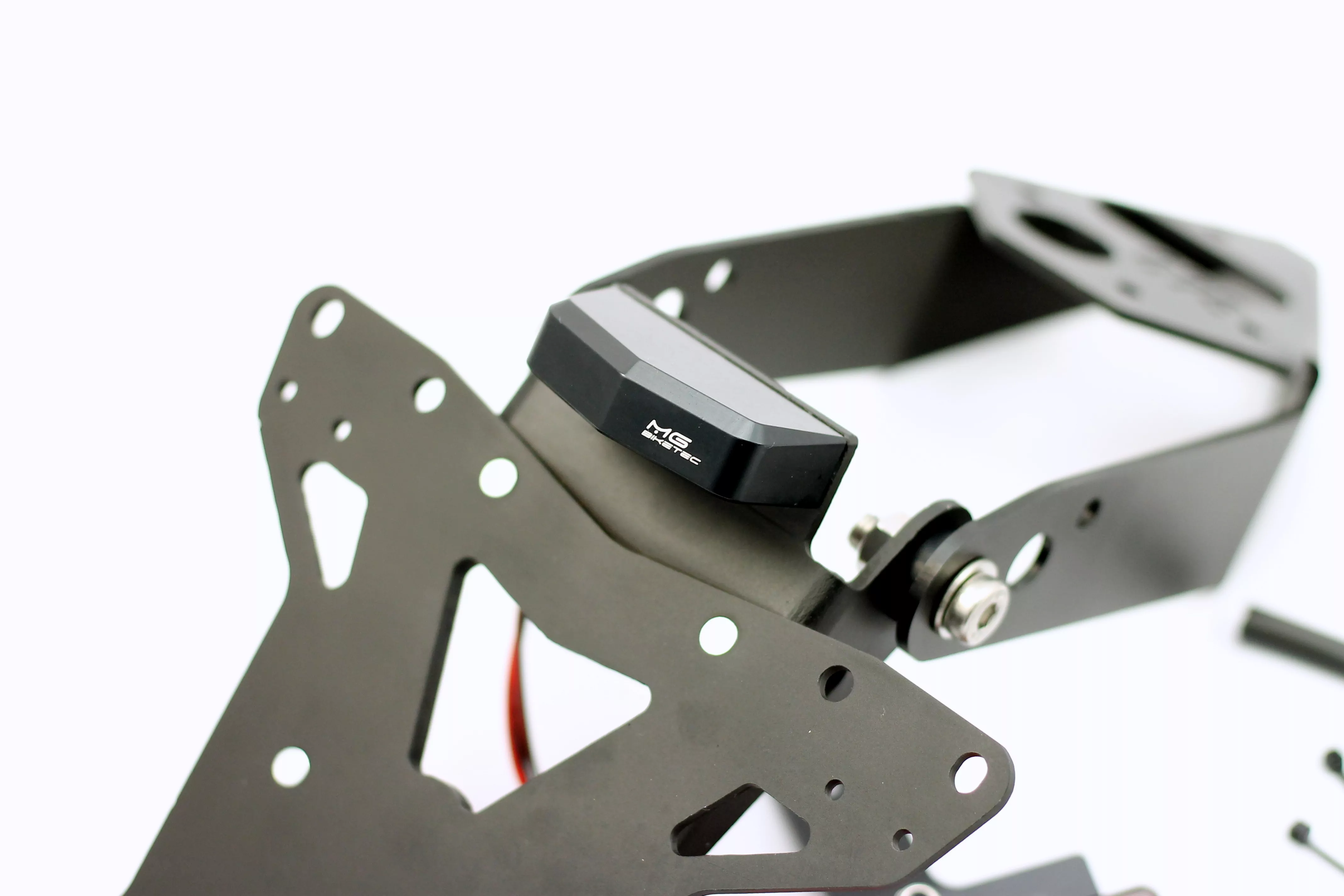 Kurzes Heck - Kennzeichenträger - Kennzeichenhalter für Triumph Daytona 675 ab 2013-2016