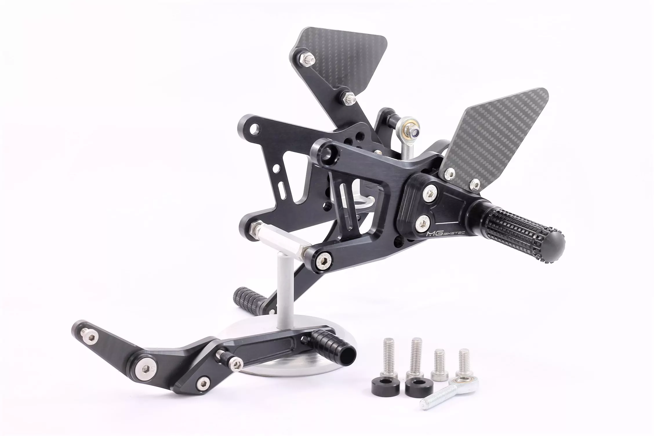 MG Biketec Sportfussrastenanlage / Rastenanlage / Fußrastenanlage mit ABE, gültig in D - A - CH für Yamaha YZF-R6 ab 2017