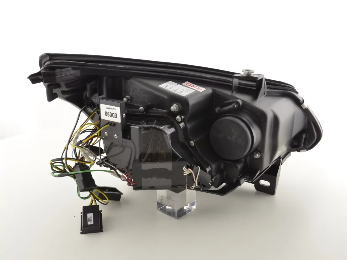 Scheinwerfer Set Xenon Angel Eyes CCFL BMW 5er E60/E61 Bj. 03-04 chrom für Rechtslenker