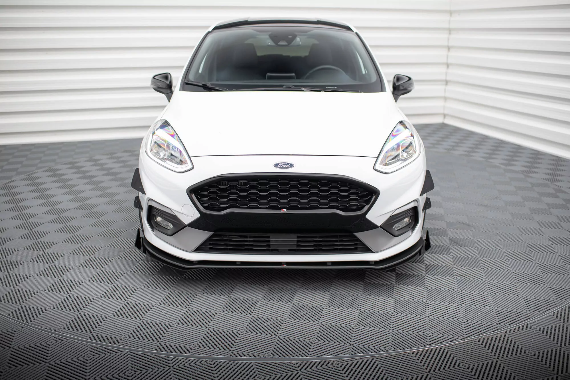 Robuste Racing Front Ansatz Für Passend Für + Front Stoßstangen Racing Flaps Passend Für Ford Fiesta Mk8 ST / ST-Line Schwarz Hochglanz