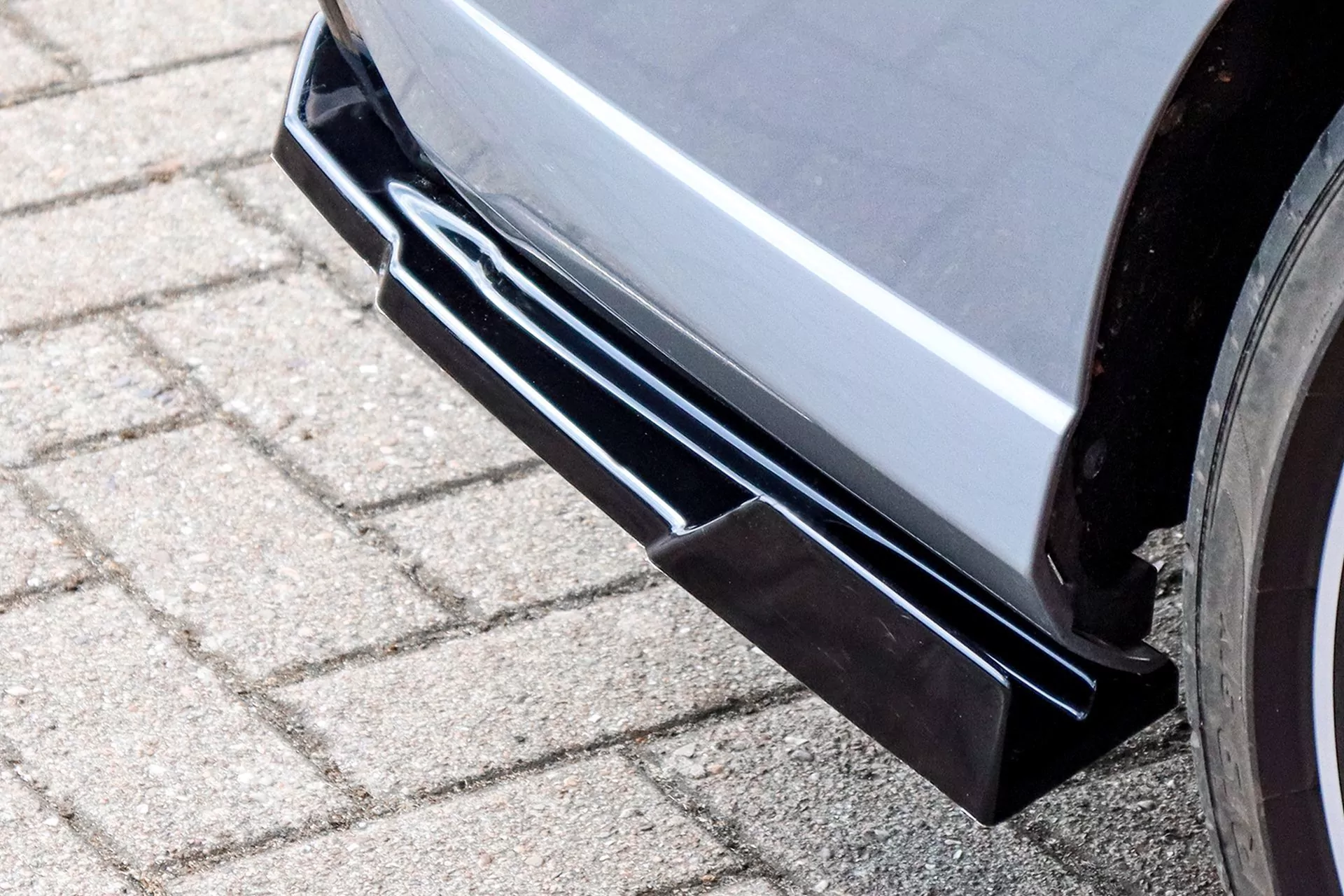 Heckansatz Seitenteile mit Wings für Audi RS3 8V Facelift Limousine