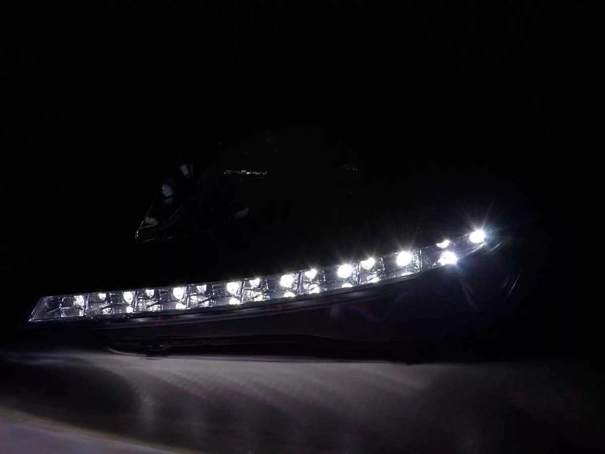 Scheinwerfer Set Daylight LED TFL-Optik Opel Astra H schwarz