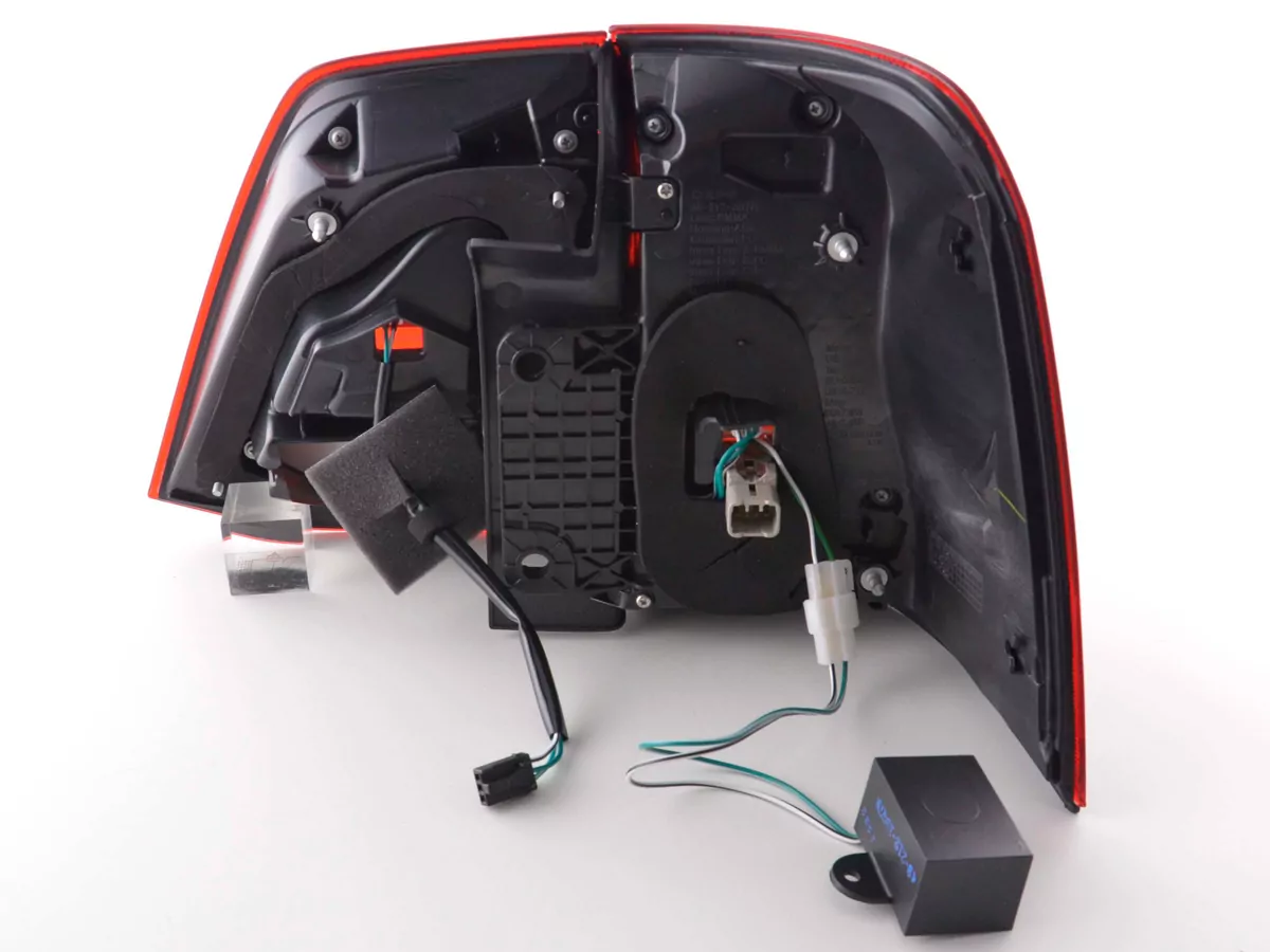 LED Rückleuchten Set Toyota Land Cruiser Typ FJ200 Bj. 07-08 chrom