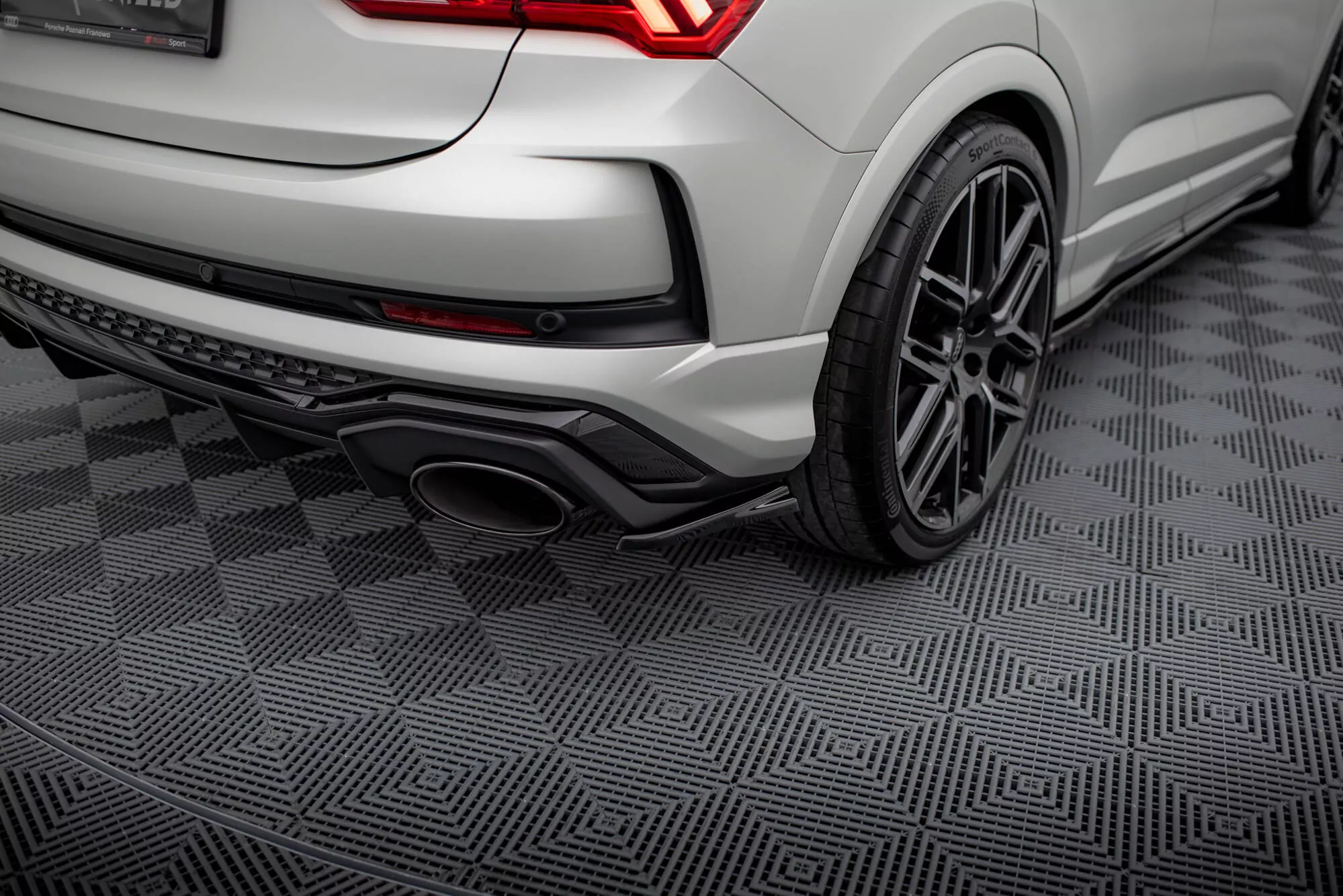 Heck Ansatz Flaps Diffusor Passend Für Audi RSQ3 F3 Schwarz Hochglanz