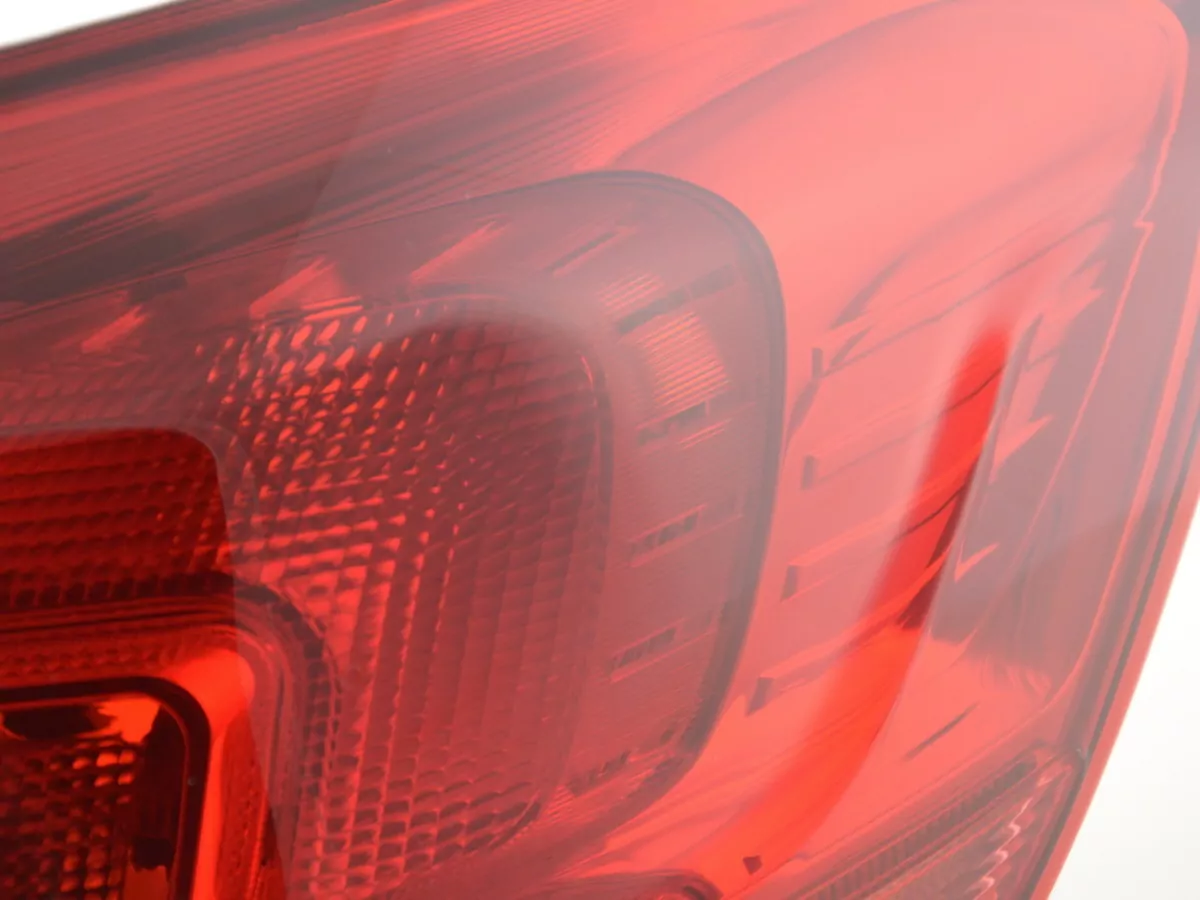 Verschleißteile Rückleuchte rechts Opel Astra J Kombi Bj. 10-12 rot