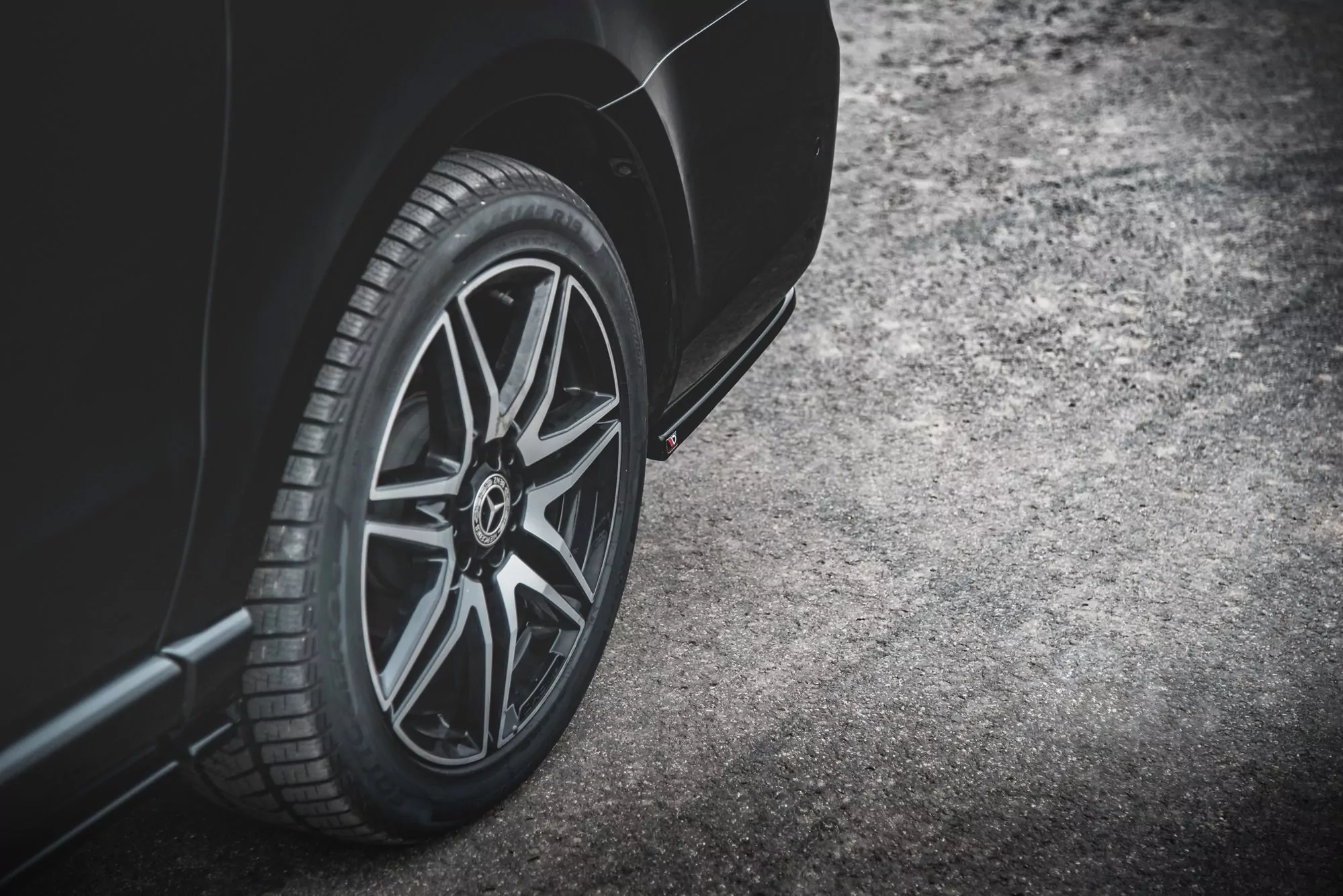 Heck Ansatz Flaps Diffusor V.2 Passend Für Mercedes-Benz V-Klasse AMG-Line W447 Facelift Schwarz Hochglanz