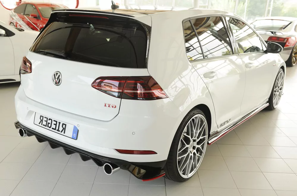 Rieger Heckschürzenansatz seitlich rechts für VW Golf 7 GTI-TCR | 5-tür. 01.19- für orig. Heckansatz VW Golf 7 GTI-TCR