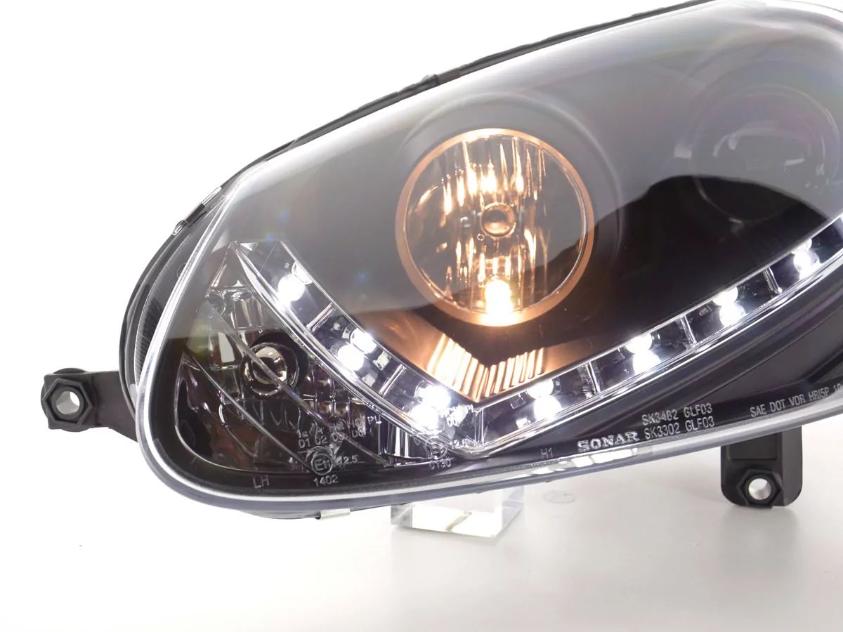 Scheinwerfer Set Daylight LED TFL-Optik VW Golf 5 Typ 1K Bj. 03-08 schwarz