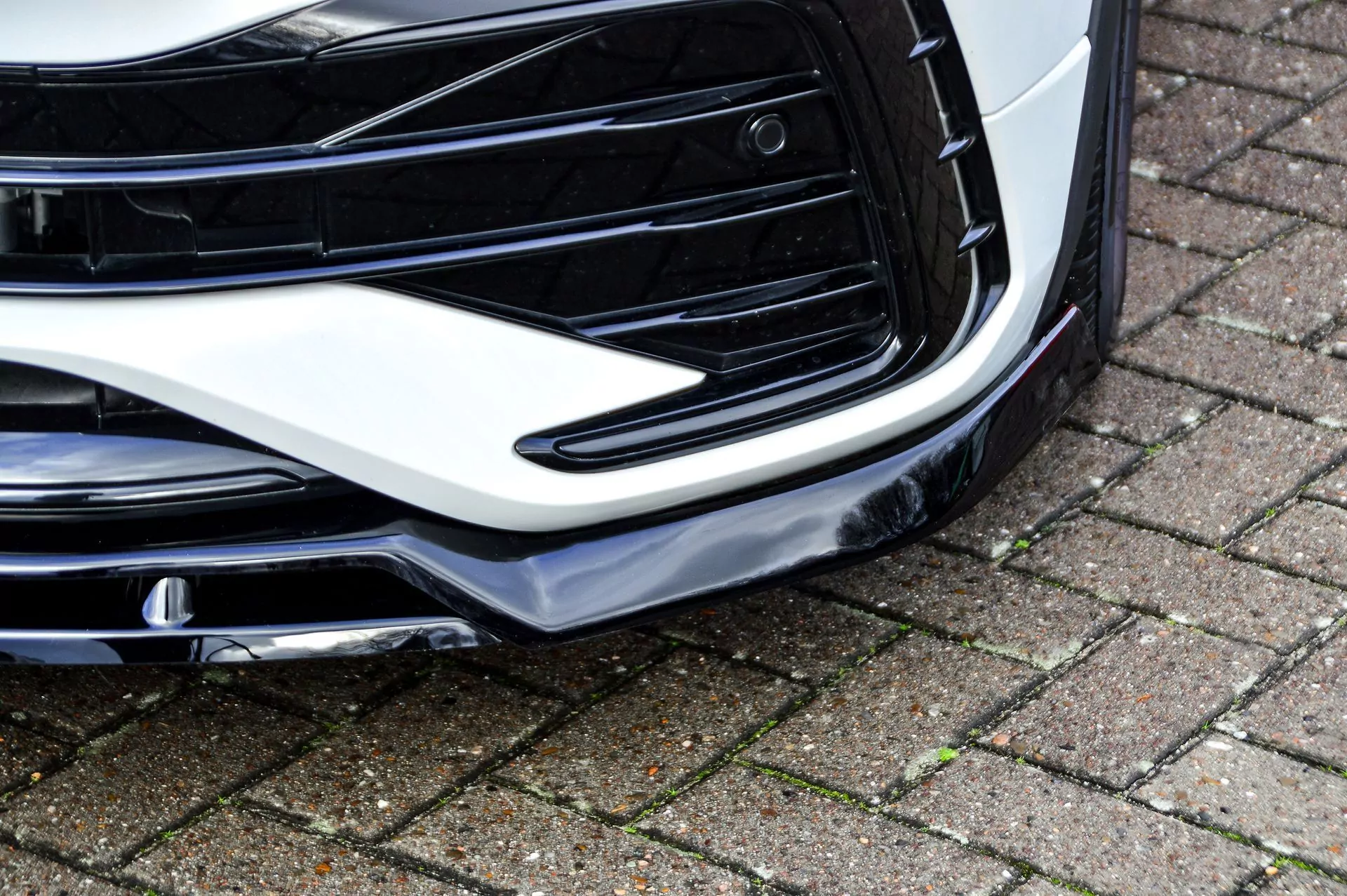 Cuplippe Spoilerschwert V2 aus ABS für VW Tiguan 2 AD1